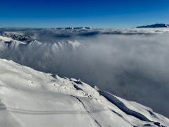 Zillertaler Alpen Ahornspitze hinter Wolken